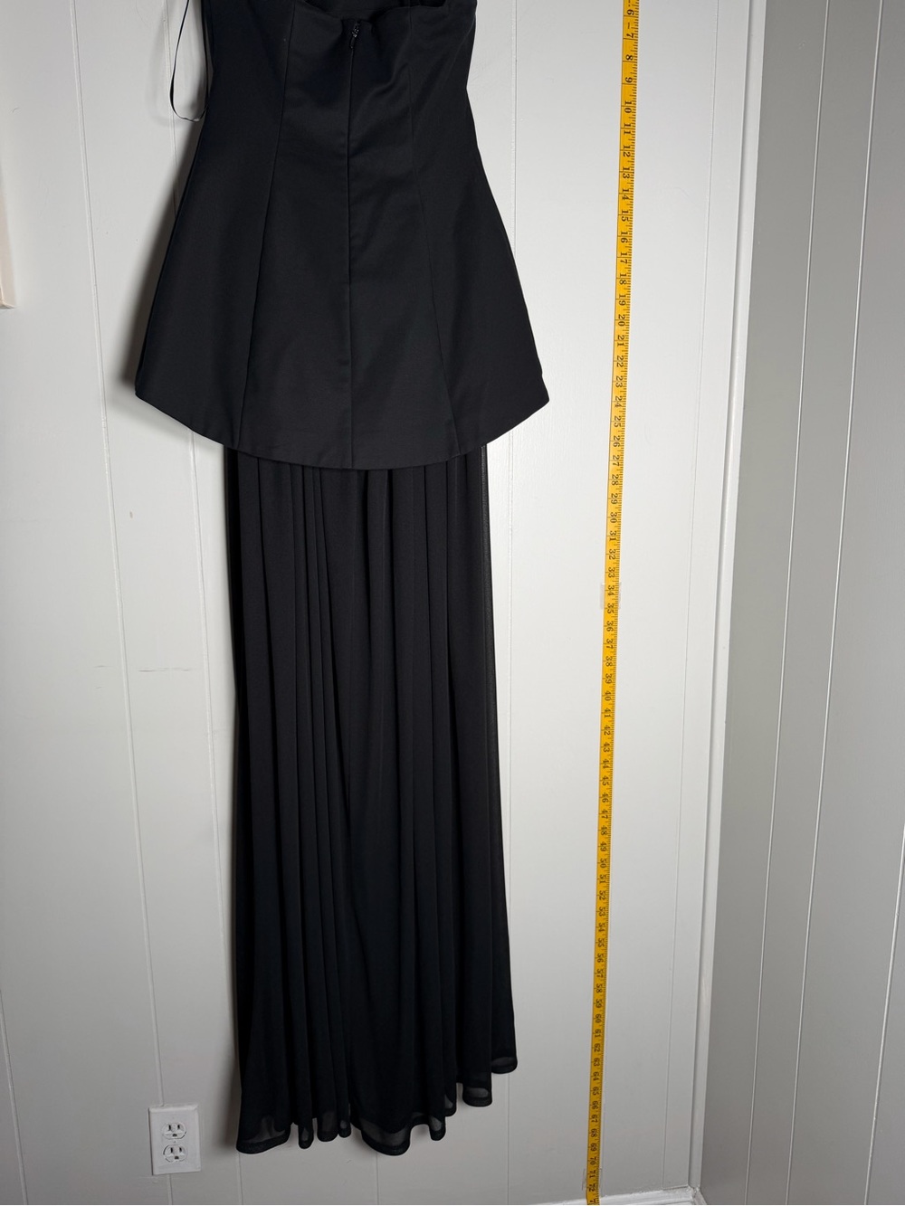 Michael Costello  Ruiz Maxi Dress in Black - Picture 5 of 11